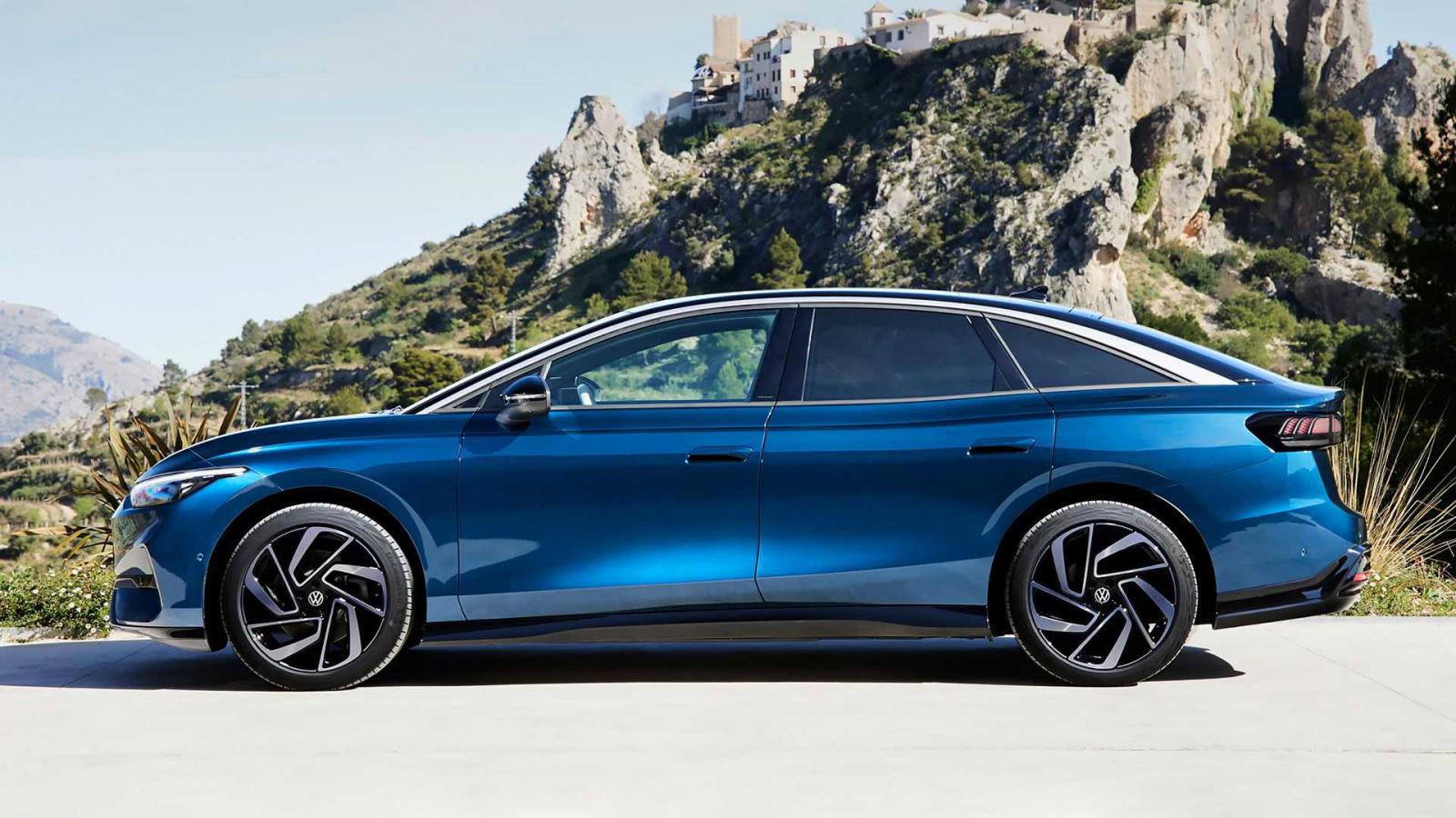 Το ID.7 είναι το 5ο ηλεκτρικό της γερμανικής φίρμας στην ελληνική αγορά, μετά το πρωτοπόρο ID.3, τα ID.4 και ID.5 και φυσικά το ID.Buzz, την ηλεκτρική